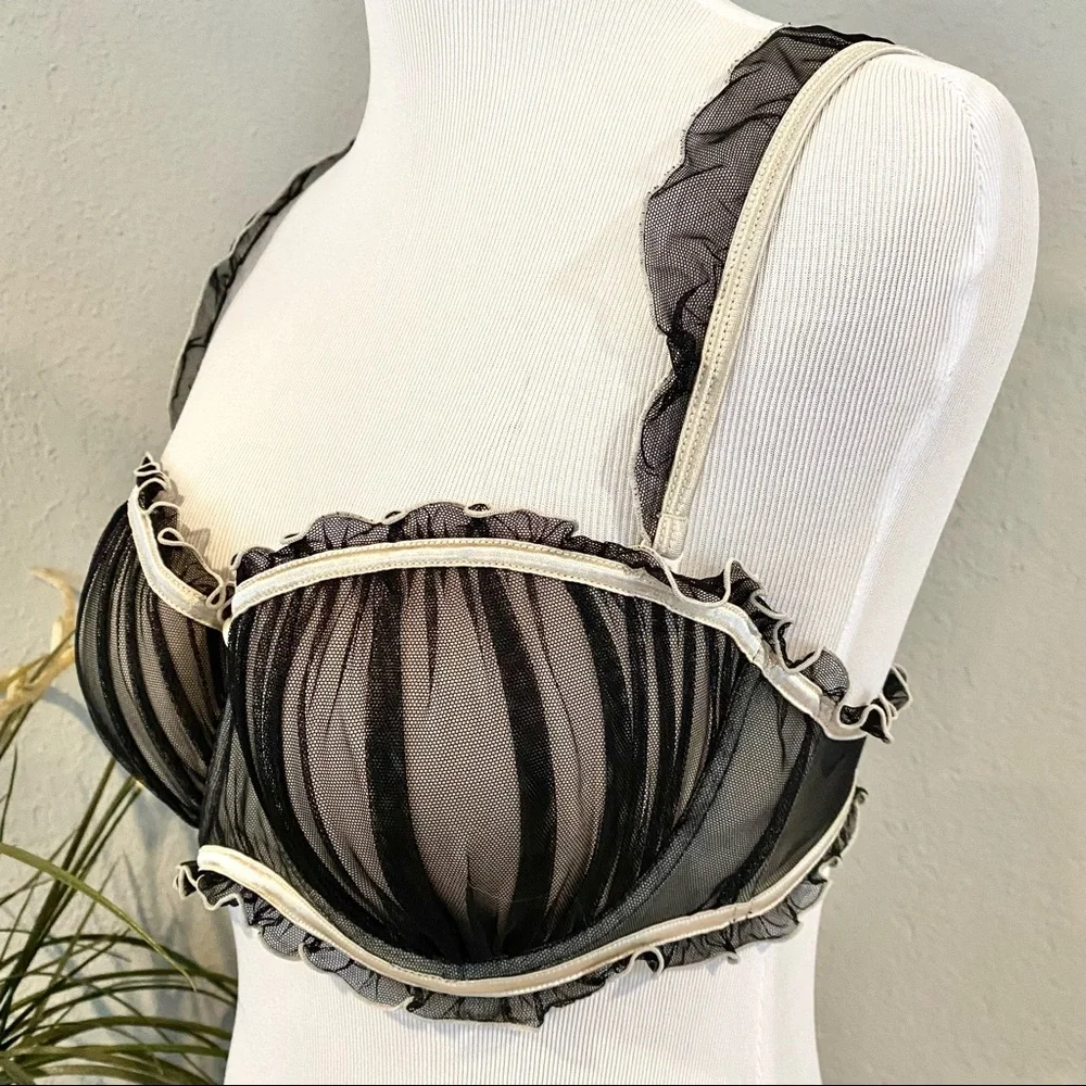 NWOT Kardashian Kollection Intimates Ruffle Balconette Bra, 34C - Picture 2 of 12